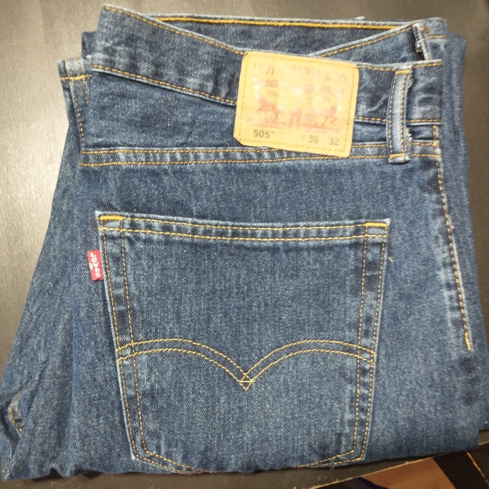 Levi's jeans 505 size 36x32